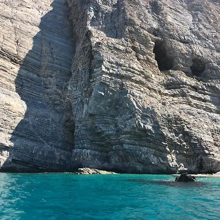 Luxus Tholos Bay Exterior photo